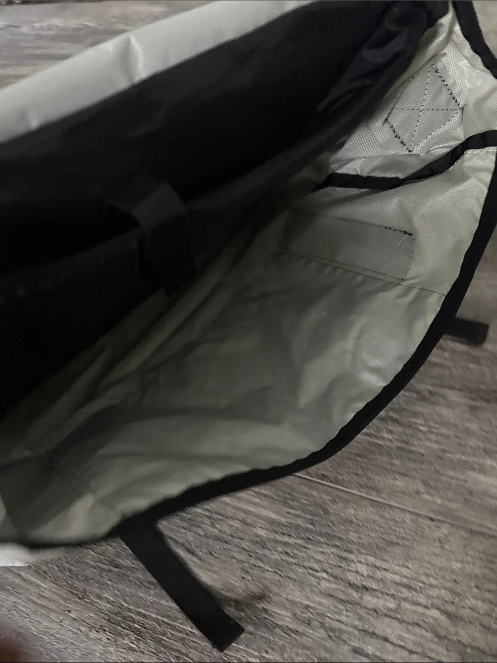 Specialized Light Grey Messenger Laptop Bag - Lightweight Men's Crossbody
